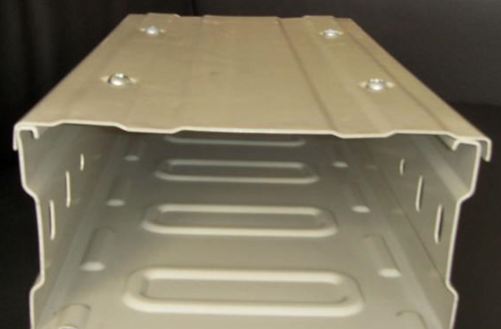 高強節(jié)能橋架6